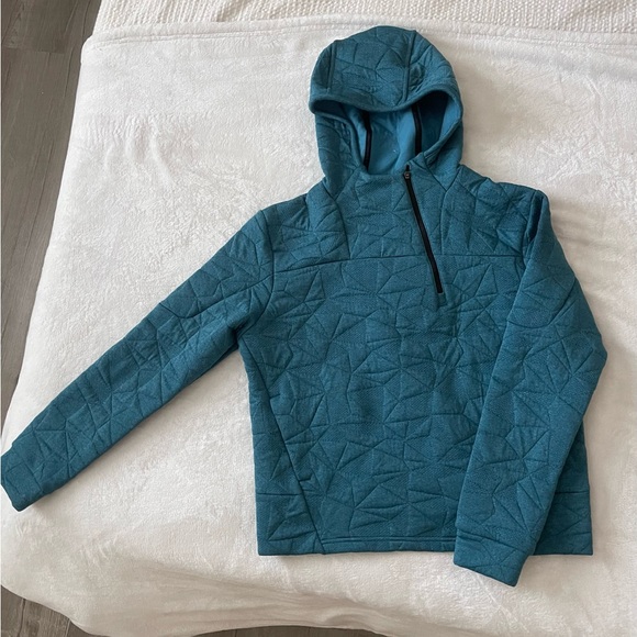 North Face Pullover - Picture 2 of 3
